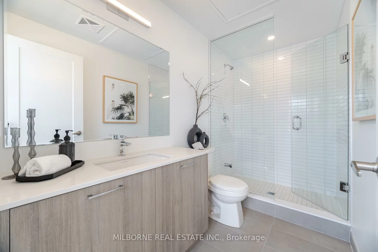 290, Ironside, 1008 - GO Glenorchy, Oakville