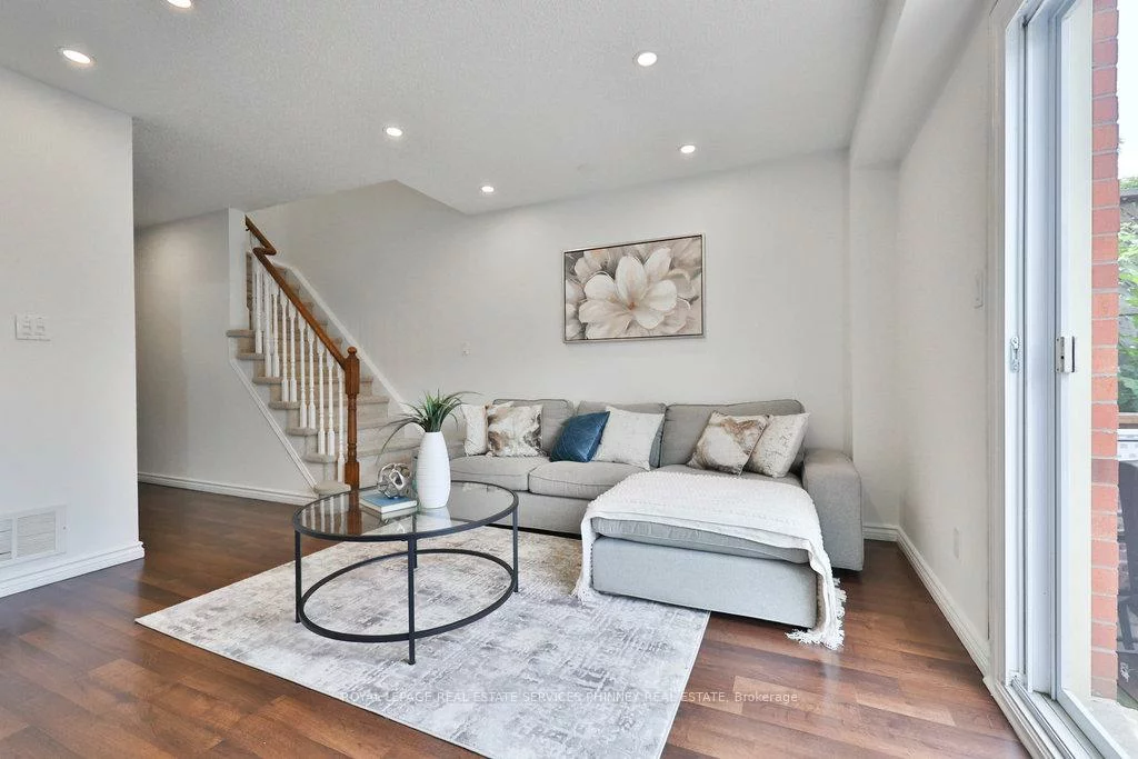 1580, Reeves, 1007 - GA Glen Abbey, Oakville