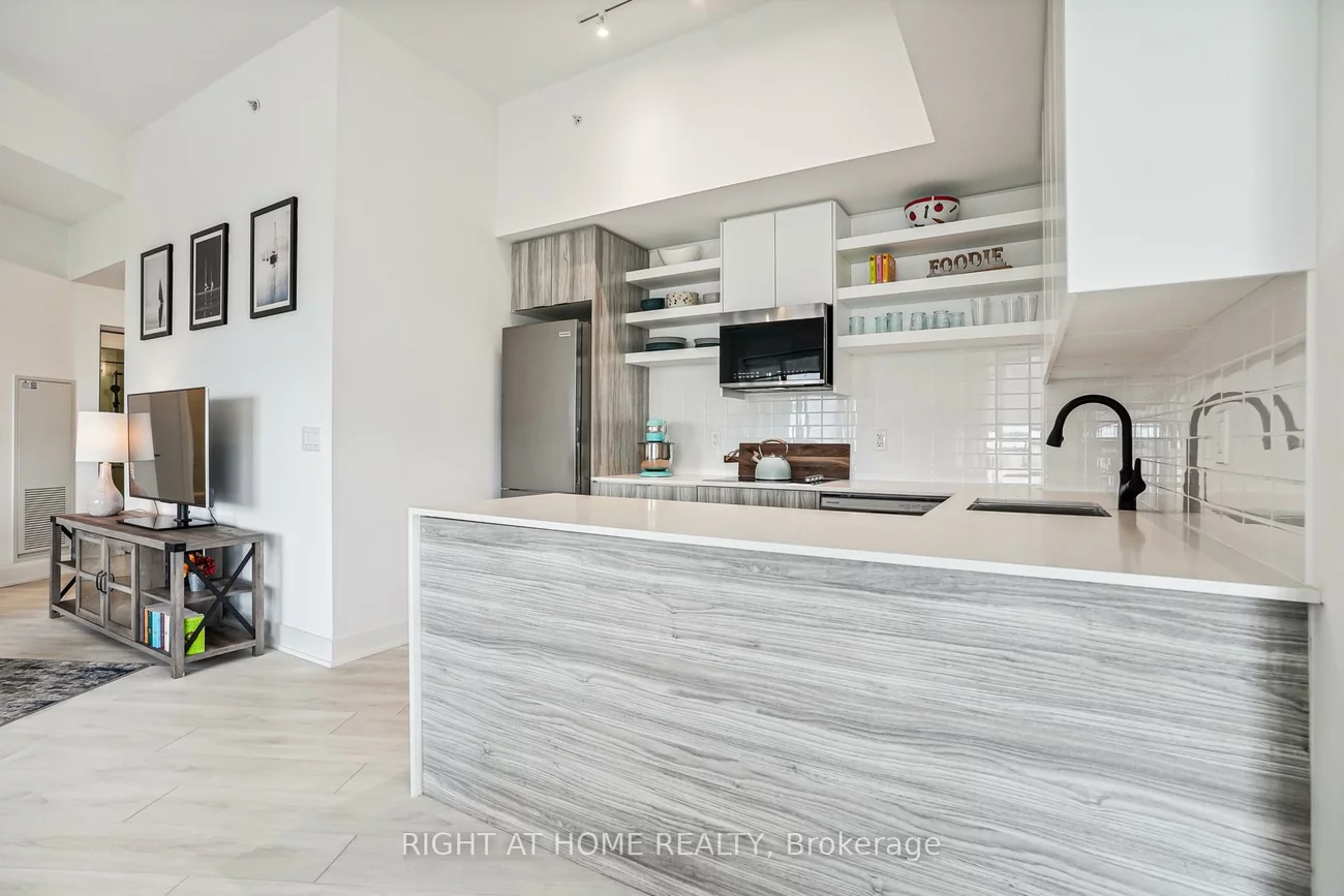 2485, Taunton, 1015 - RO River Oaks, Oakville