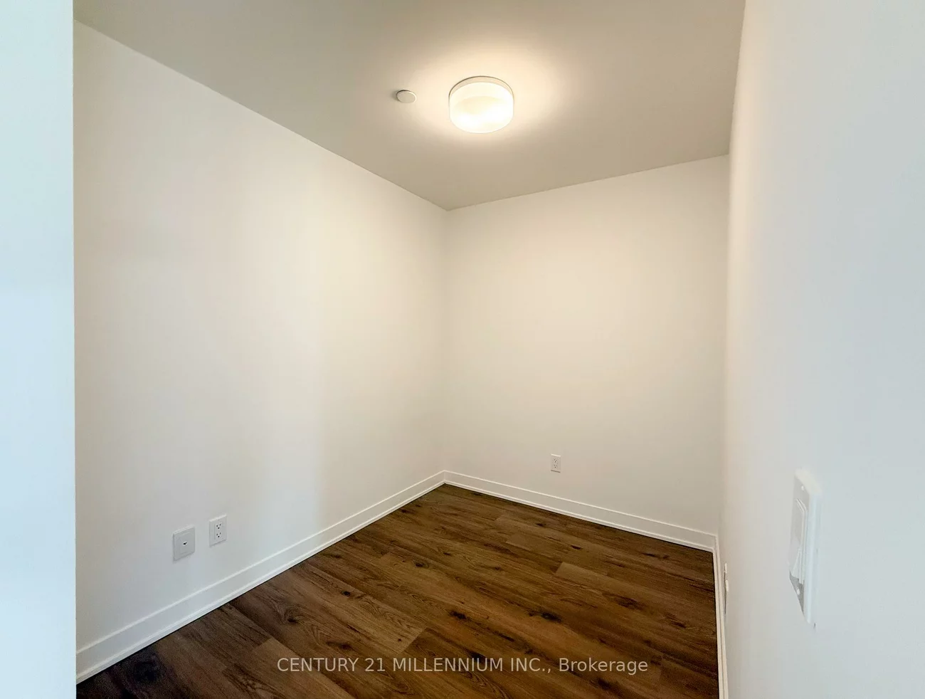 405, Dundas, 1008 - GO Glenorchy, Oakville