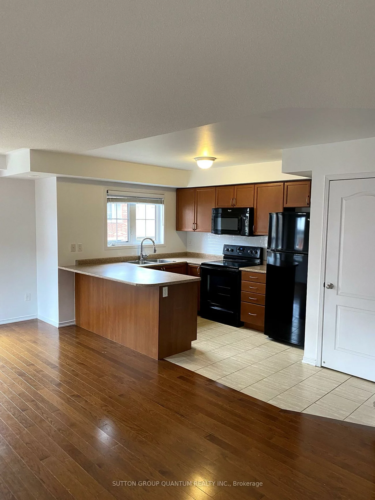 47, HAYS, 1015 - RO River Oaks, Oakville