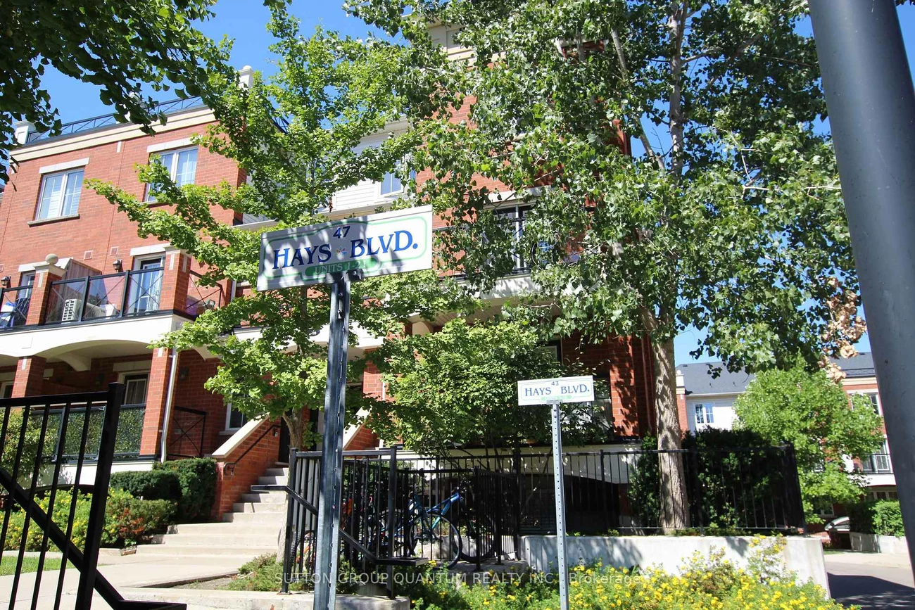 47, HAYS, 1015 - RO River Oaks, Oakville