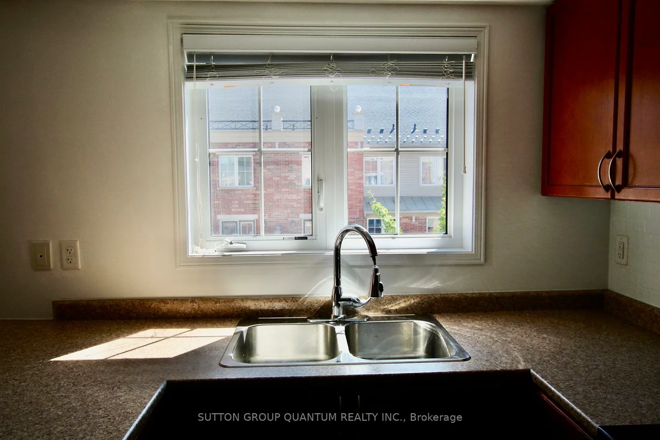 47, HAYS, 1015 - RO River Oaks, Oakville