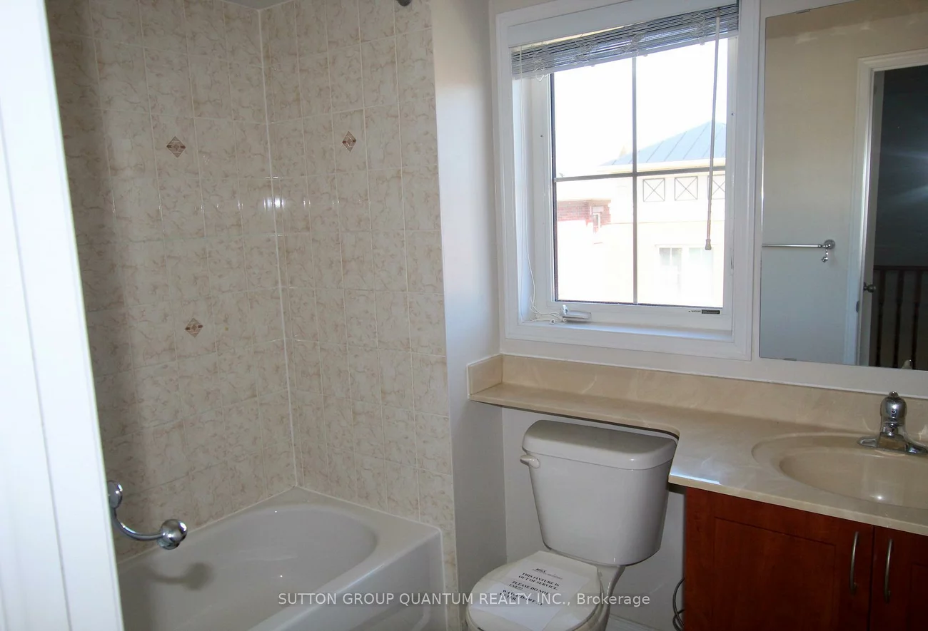 47, HAYS, 1015 - RO River Oaks, Oakville