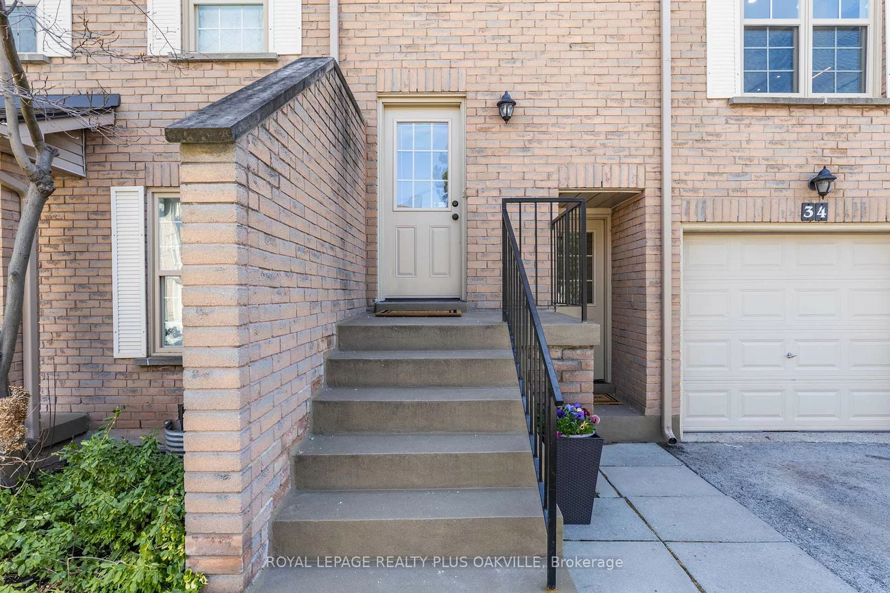 2272, Mowat, 1015 - RO River Oaks, Oakville