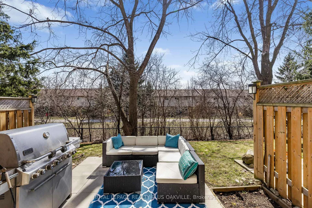 2272, Mowat, 1015 - RO River Oaks, Oakville