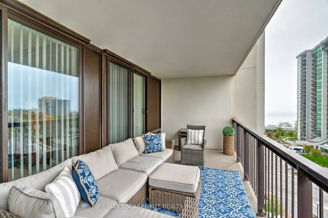 2175, Marine, 1001 - BR Bronte, Oakville