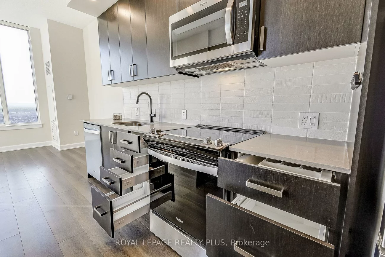 3220, William Coltson, 1010 - JM Joshua Meadows, Oakville