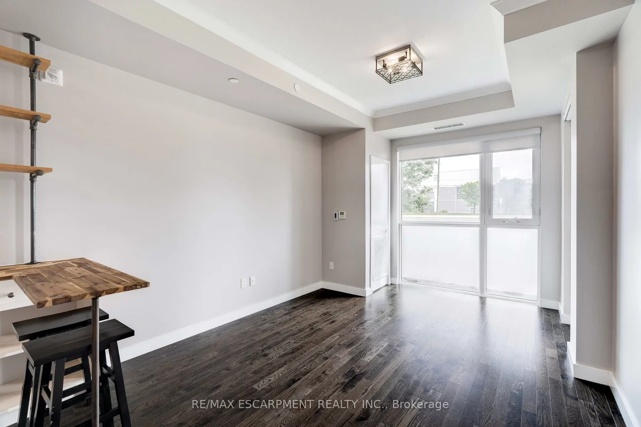 168, Sabina, 1008 - GO Glenorchy, Oakville