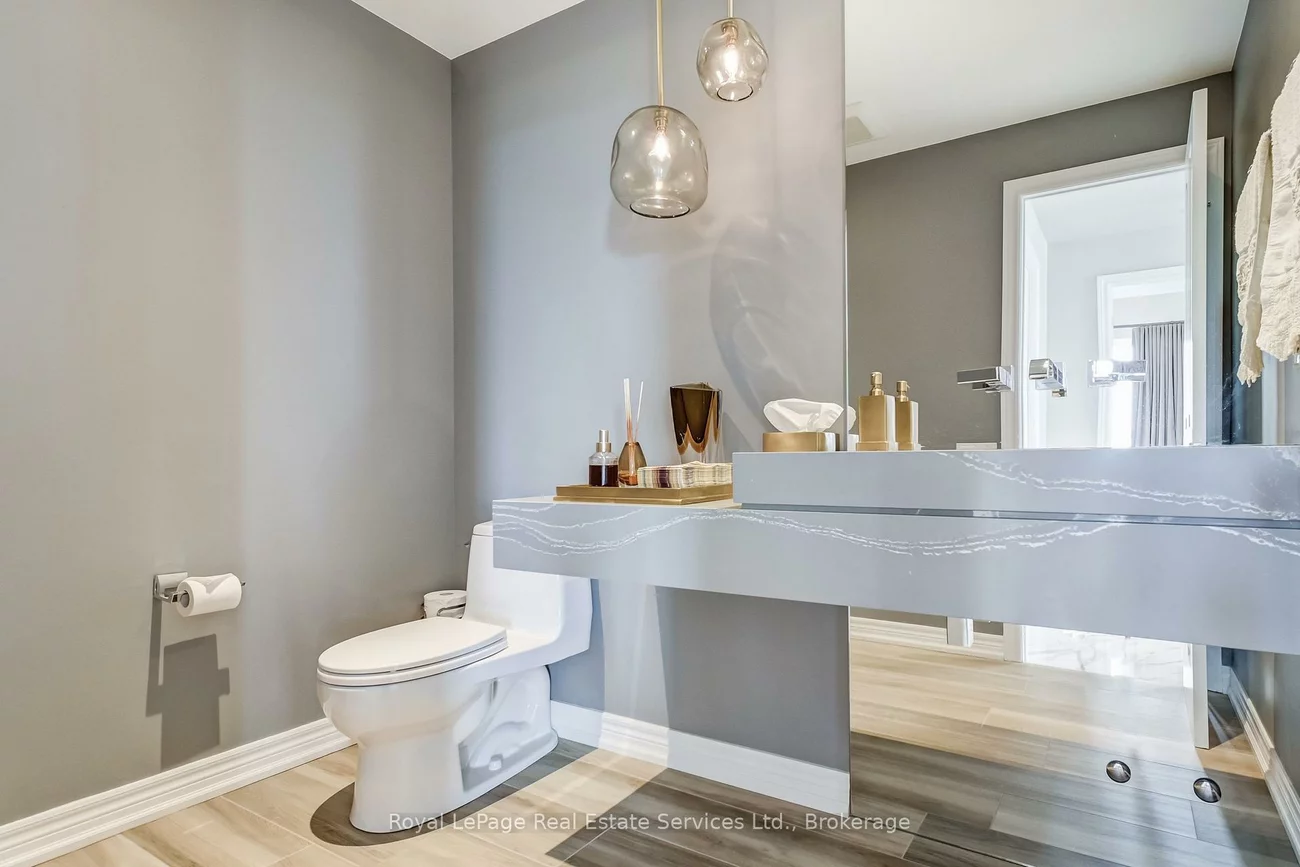 60, Old Mill, 1013 - OO Old Oakville, Oakville