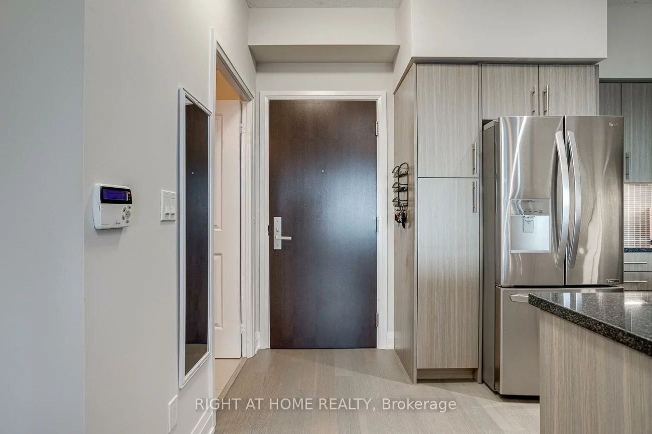 55, Speers, 1002 - CO Central, Oakville