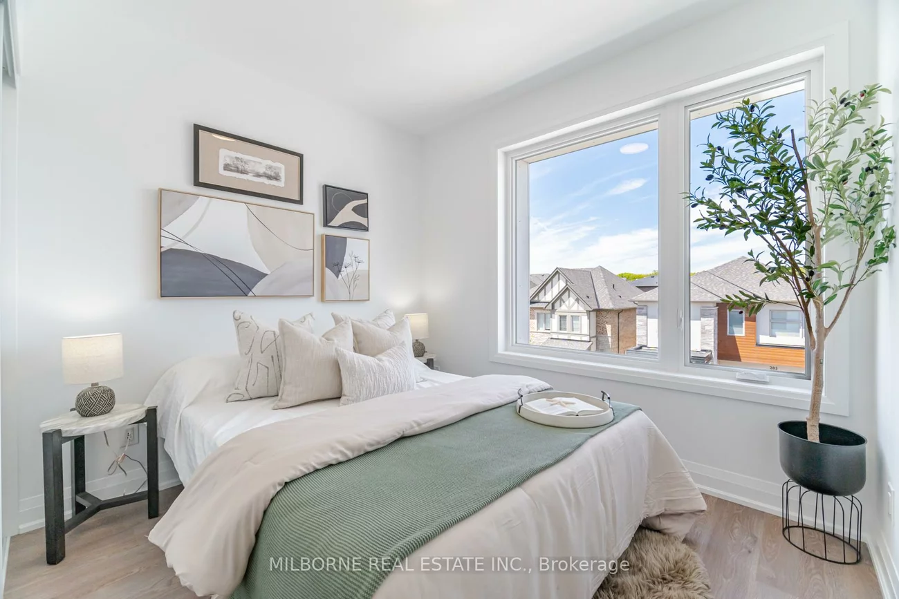 266, Ironside, 1008 - GO Glenorchy, Oakville