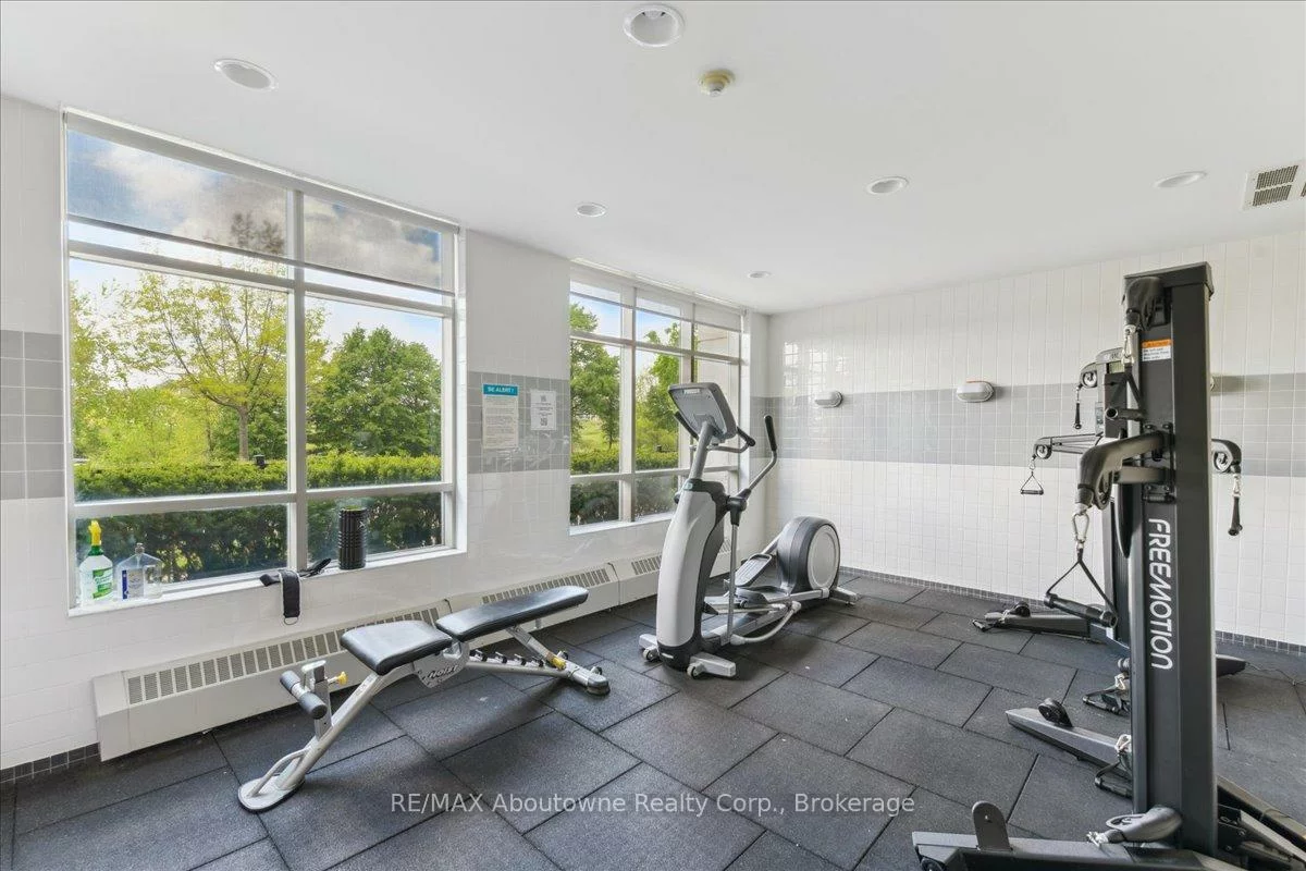 2325, Central Park, 1015 - RO River Oaks, Oakville