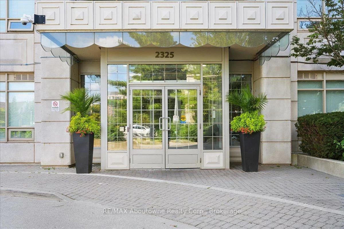 2325, Central Park, 1015 - RO River Oaks, Oakville