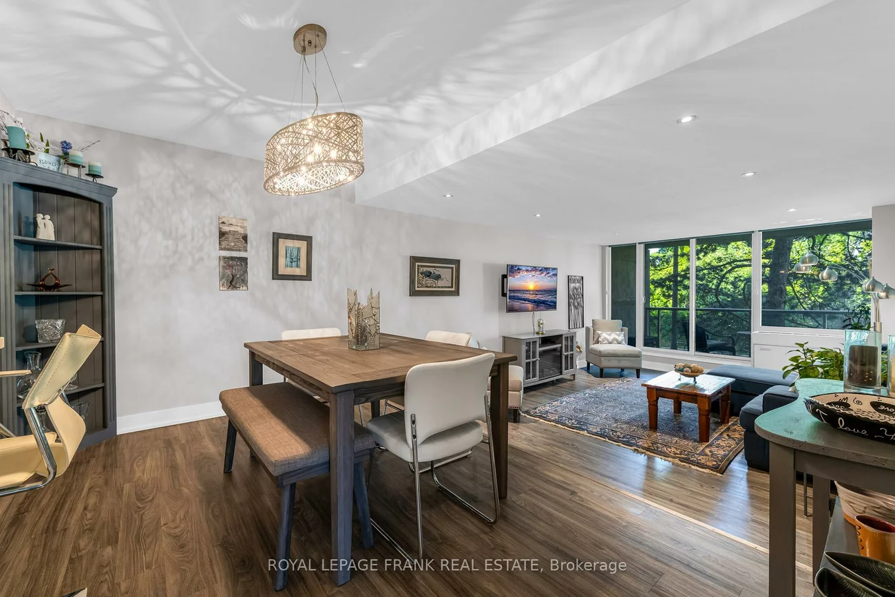 20, SPEERS, 1002 - CO Central, Oakville