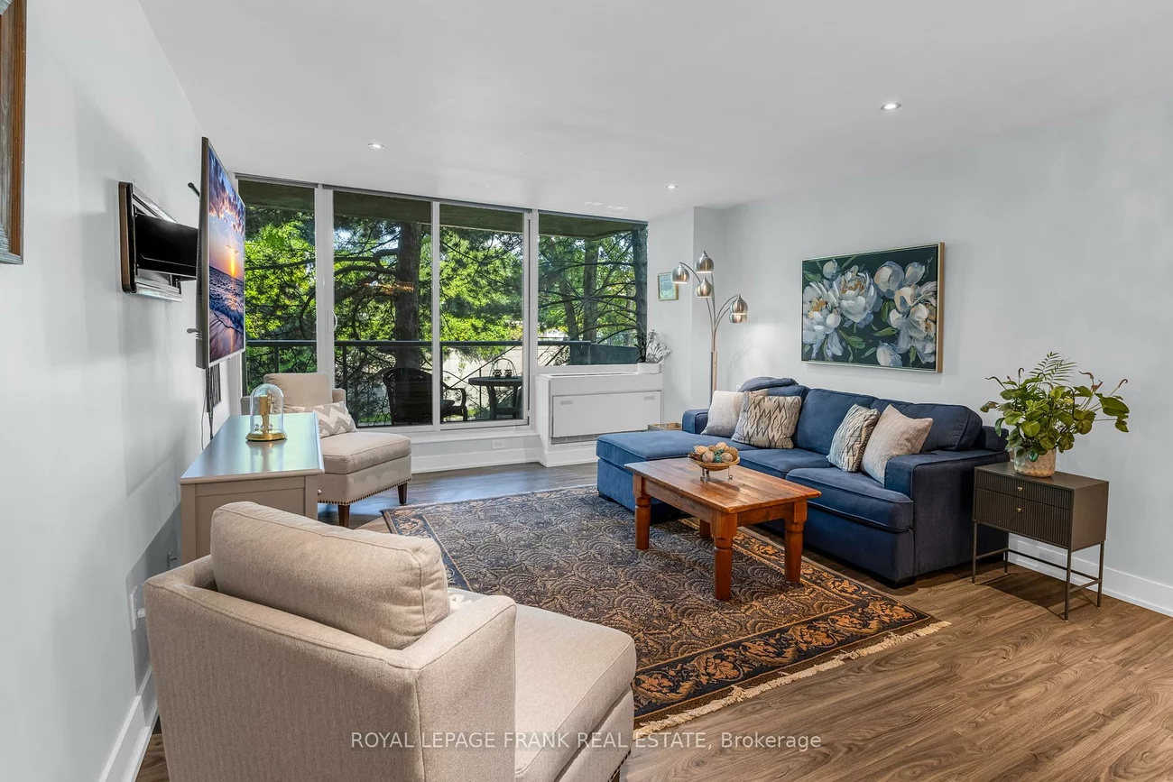 20, SPEERS, 1002 - CO Central, Oakville