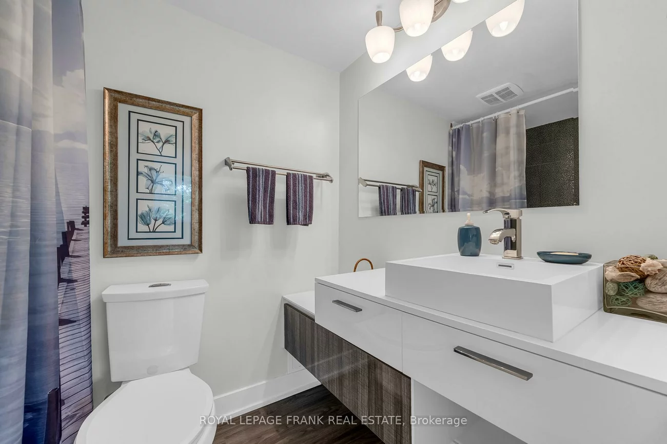 20, SPEERS, 1002 - CO Central, Oakville