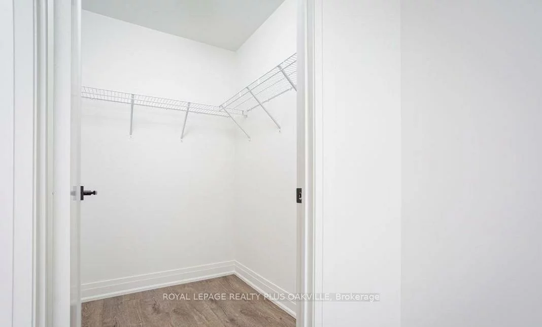 3285, Carding Mill, 1008 - GO Glenorchy, Oakville