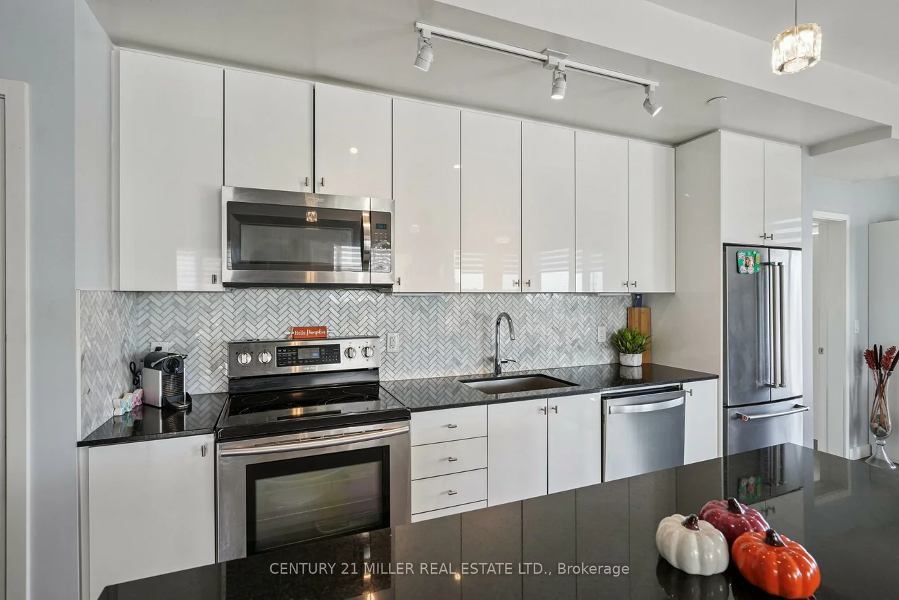 168, Sabina, 1008 - GO Glenorchy, Oakville