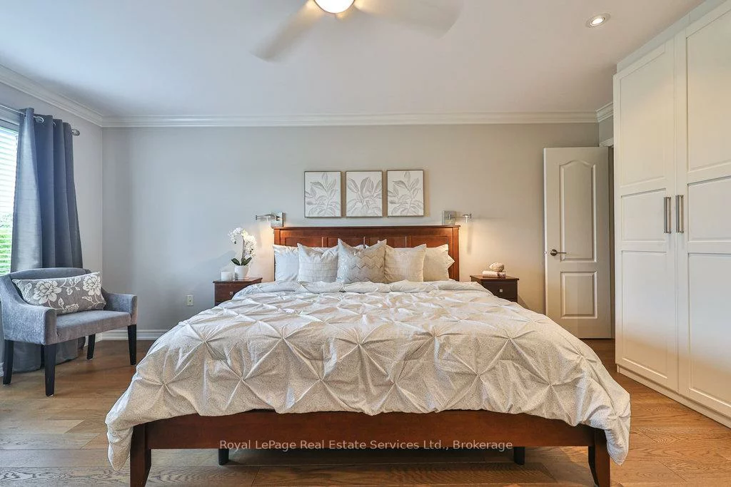 2400, Neyagawa, 1015 - RO River Oaks, Oakville