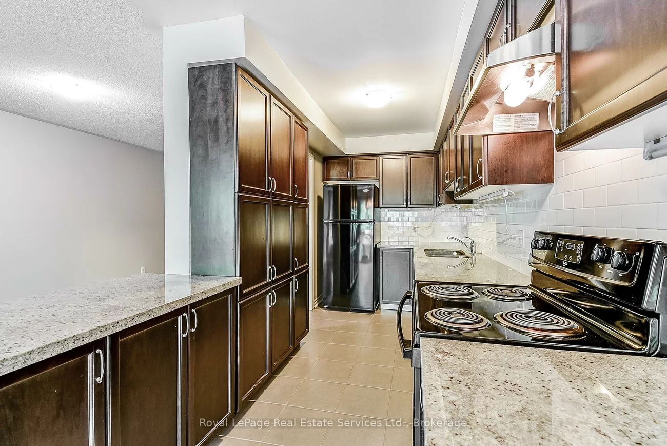 233, Duskywing, 1001 - BR Bronte, Oakville