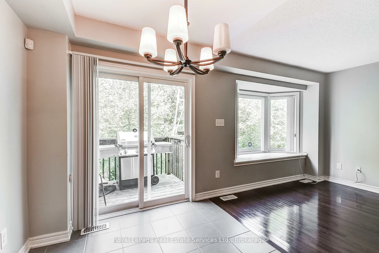 233, Duskywing, 1001 - BR Bronte, Oakville