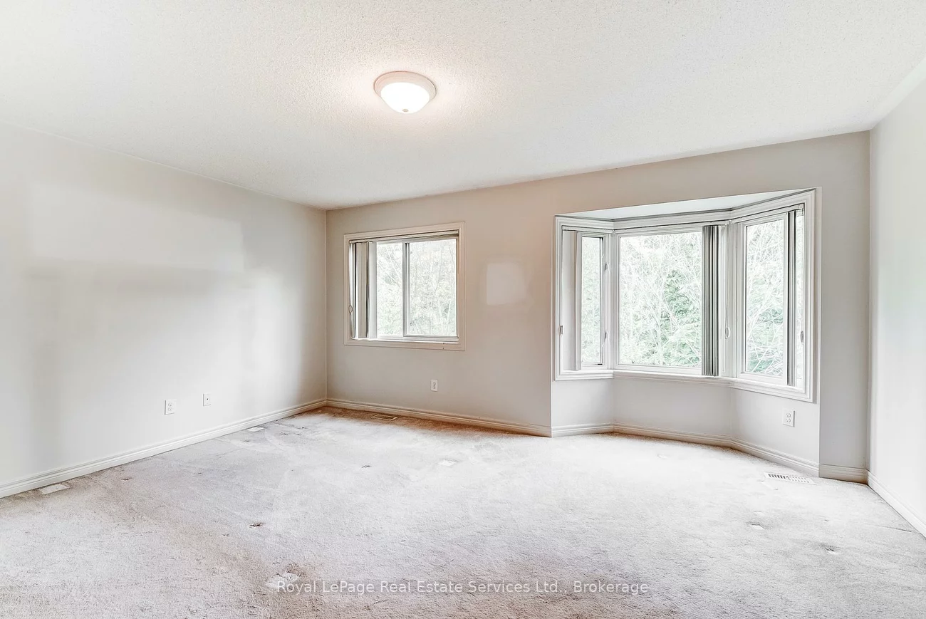 233, Duskywing, 1001 - BR Bronte, Oakville