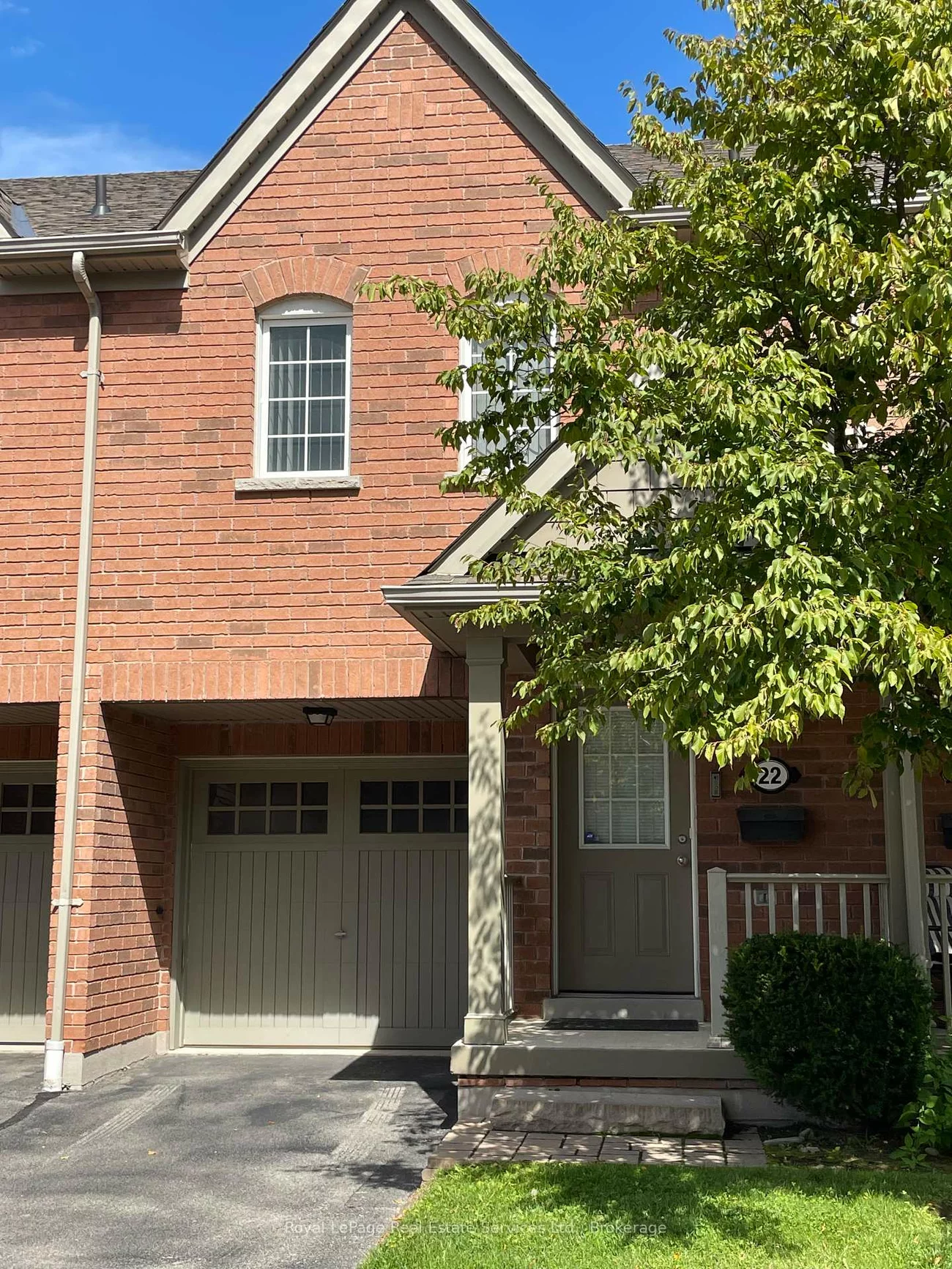 233, Duskywing, 1001 - BR Bronte, Oakville