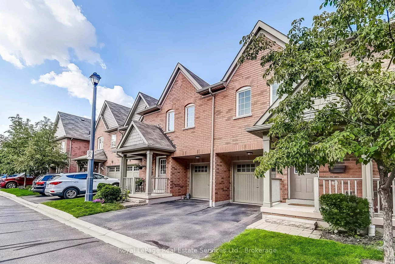 233, Duskywing, 1001 - BR Bronte, Oakville