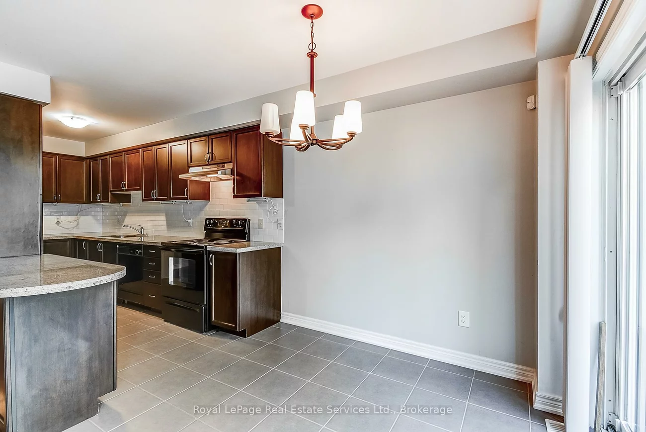 233, Duskywing, 1001 - BR Bronte, Oakville