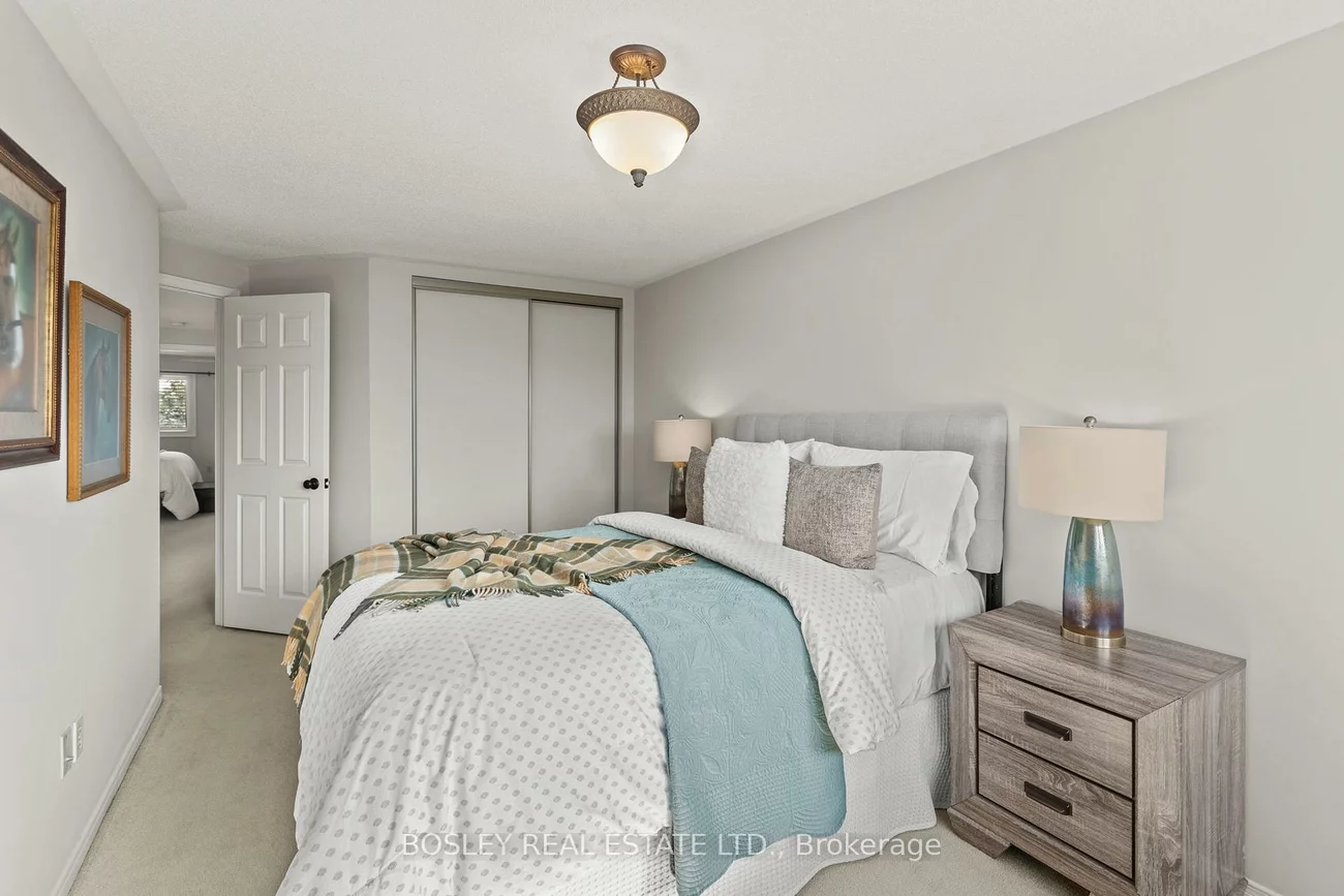 2051, Merchants, 1007 - GA Glen Abbey, Oakville