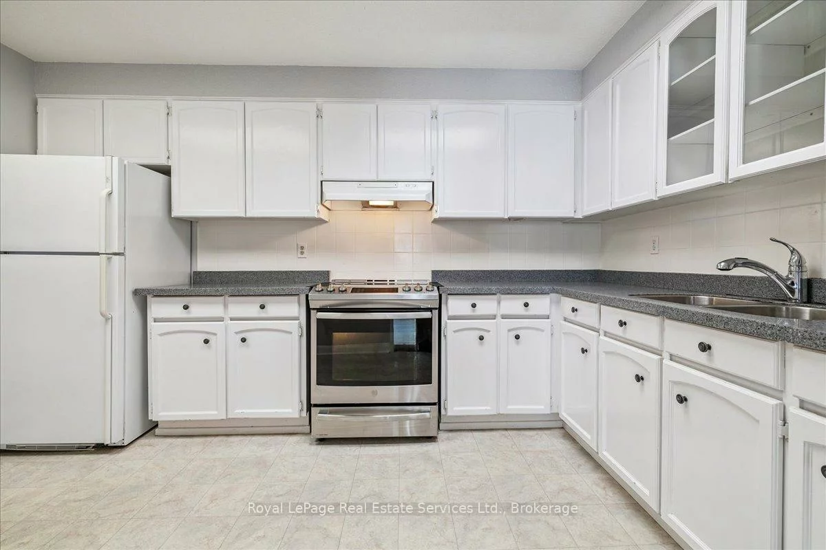 2185, Marine, 1001 - BR Bronte, Oakville