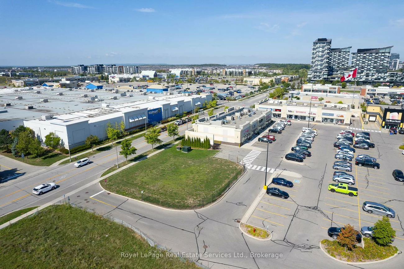 216, Oak Park, 1015 - RO River Oaks, Oakville