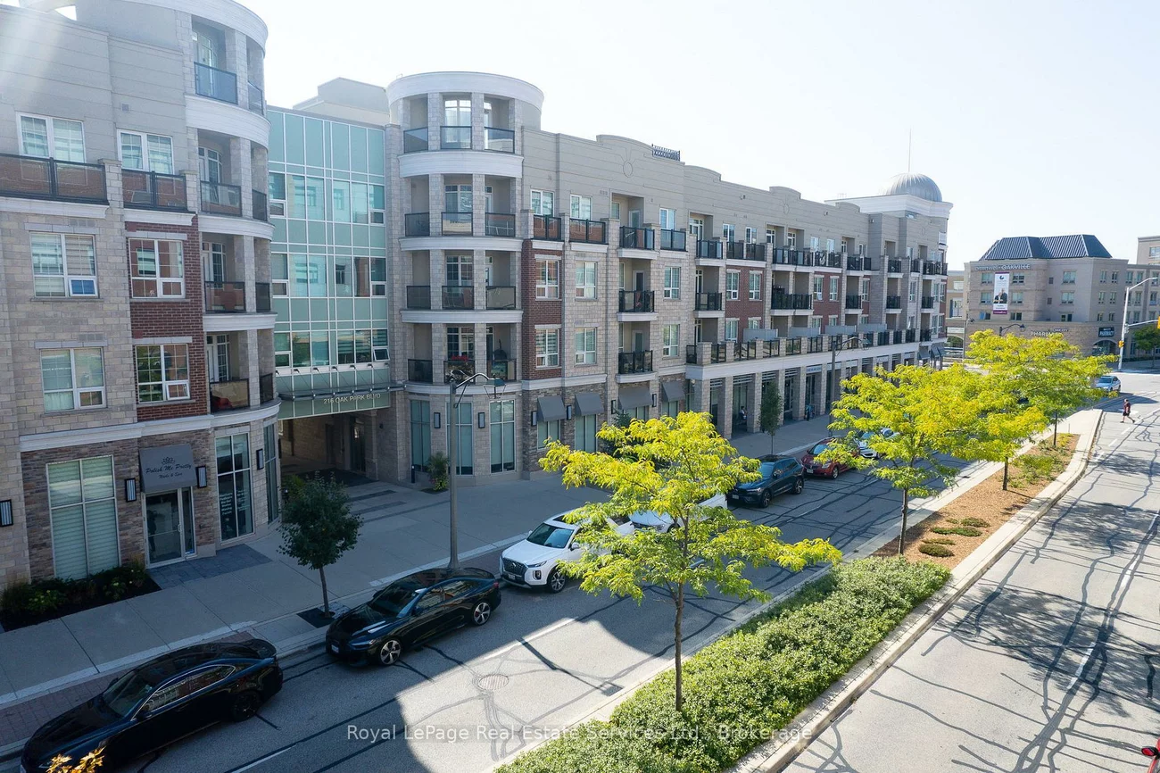 216, Oak Park, 1015 - RO River Oaks, Oakville