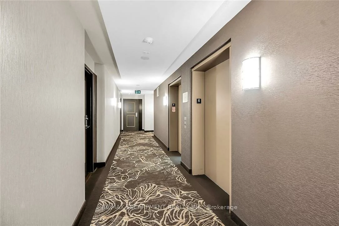 2365, Central Park, 1015 - RO River Oaks, Oakville