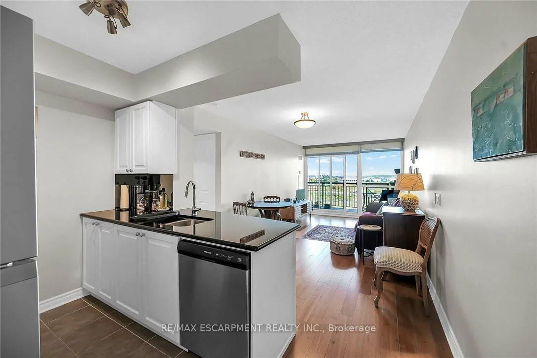 2365, Central Park, 1015 - RO River Oaks, Oakville