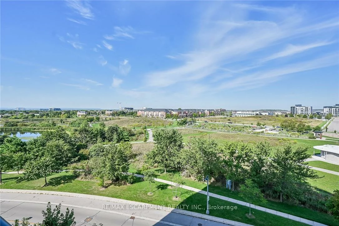 2365, Central Park, 1015 - RO River Oaks, Oakville