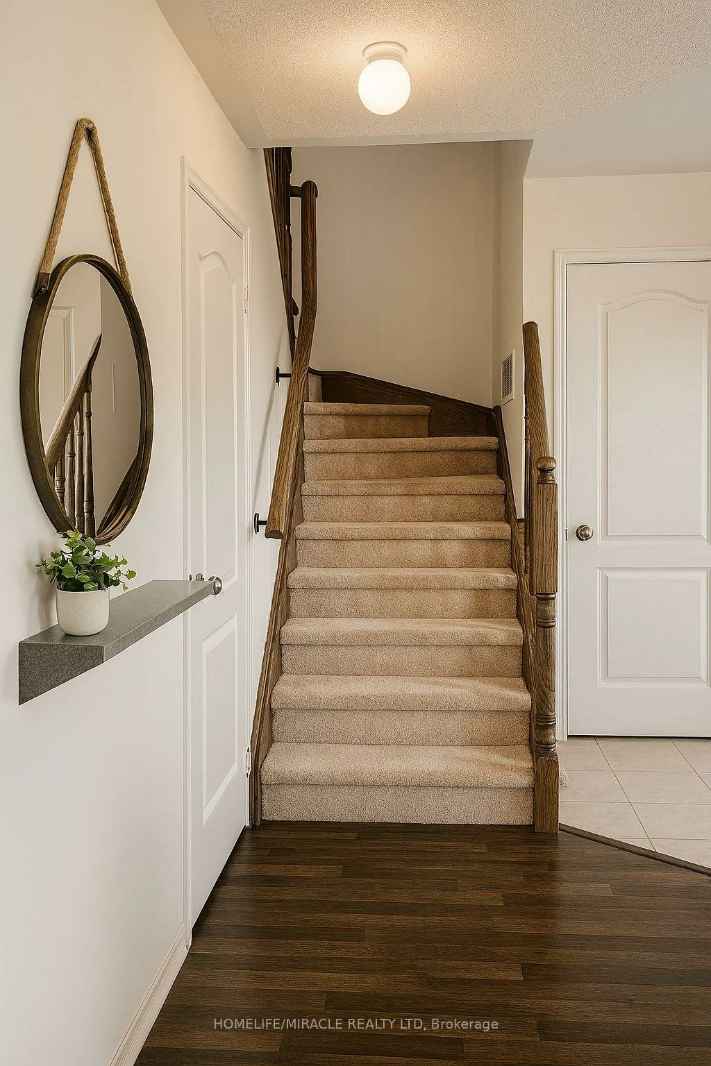 2508, POST, 1015 - RO River Oaks, Oakville