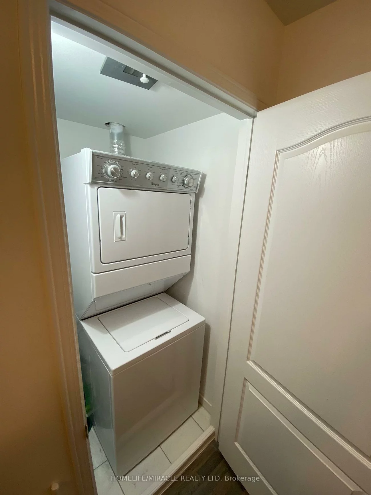 2508, POST, 1015 - RO River Oaks, Oakville
