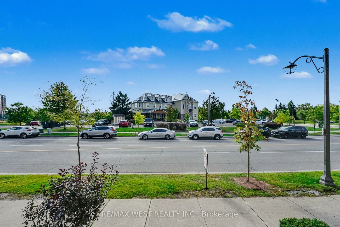 15, Hays, 1015 - RO River Oaks, Oakville