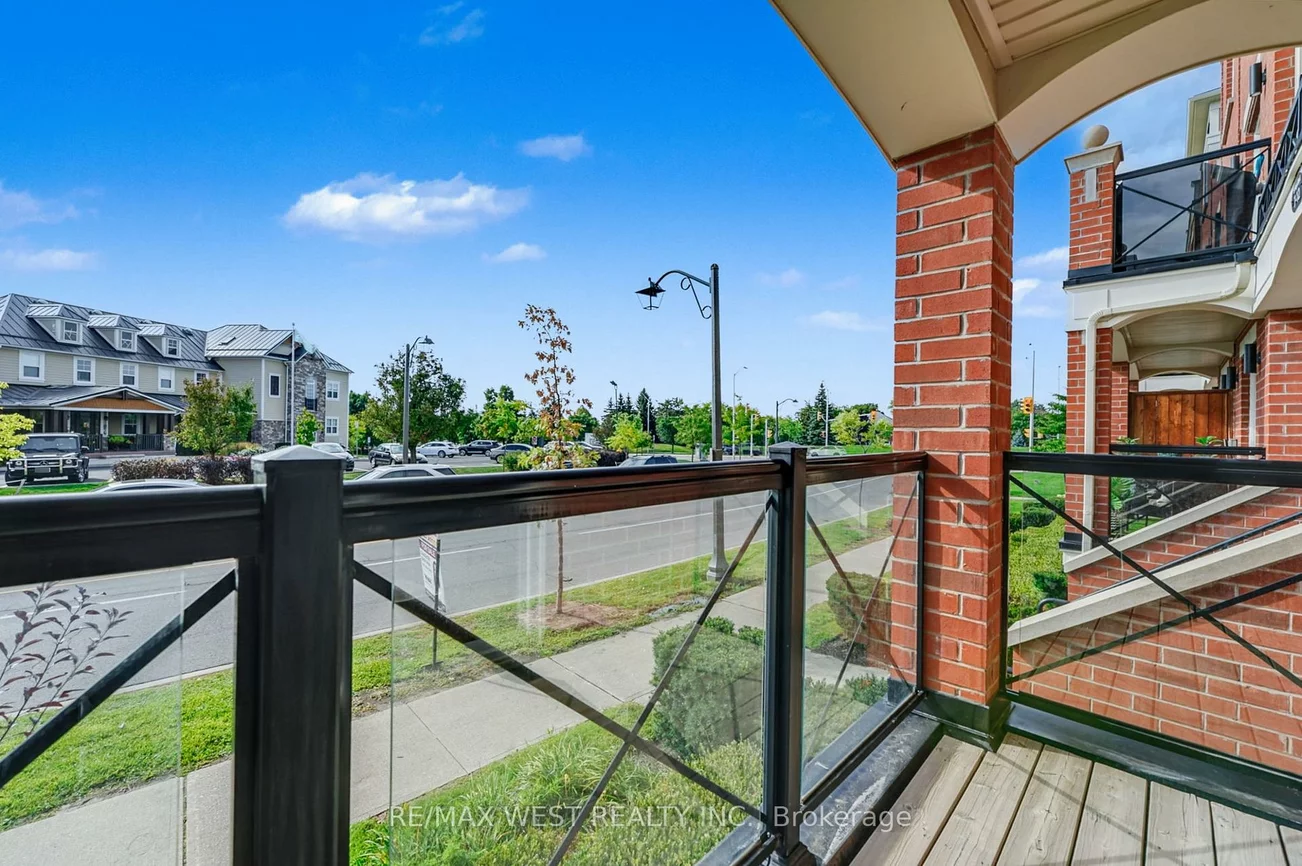 15, Hays, 1015 - RO River Oaks, Oakville