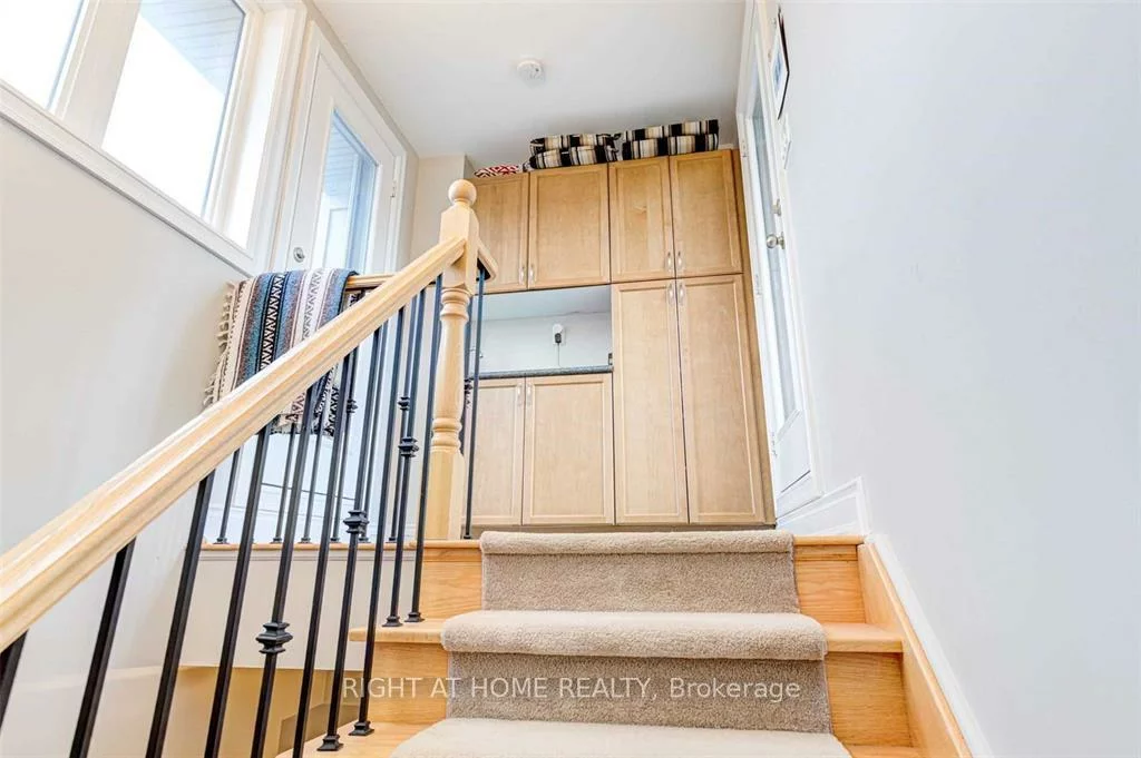 99, BRANT, 1002 - CO Central, Oakville