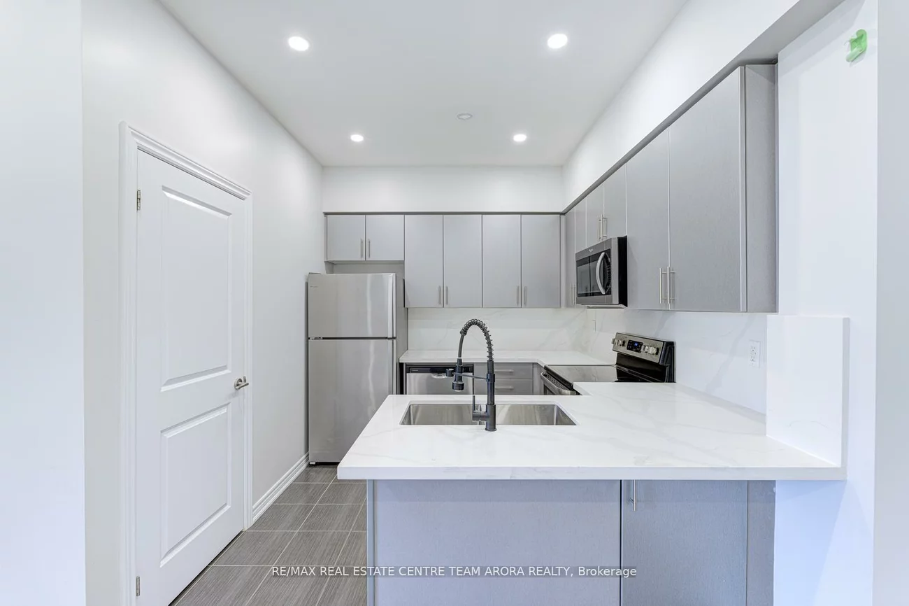 2326, Taunton, 1015 - RO River Oaks, Oakville