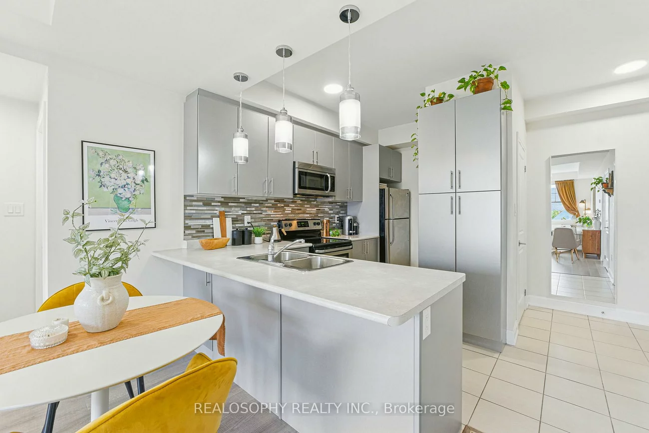 2333, Sawgrass, 1015 - RO River Oaks, Oakville