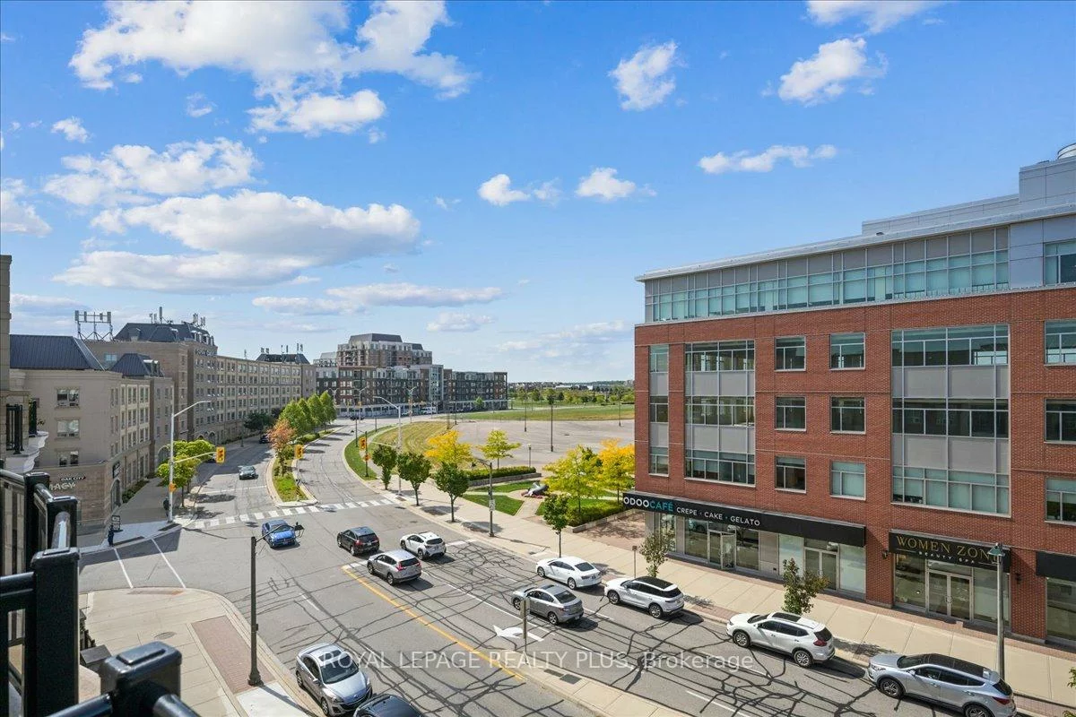 216, Oak Park, 1015 - RO River Oaks, Oakville