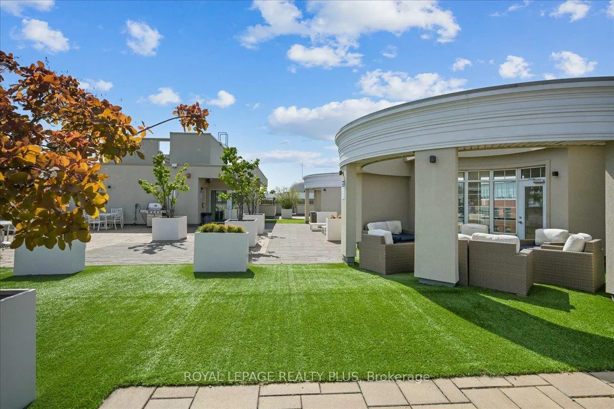 216, Oak Park, 1015 - RO River Oaks, Oakville