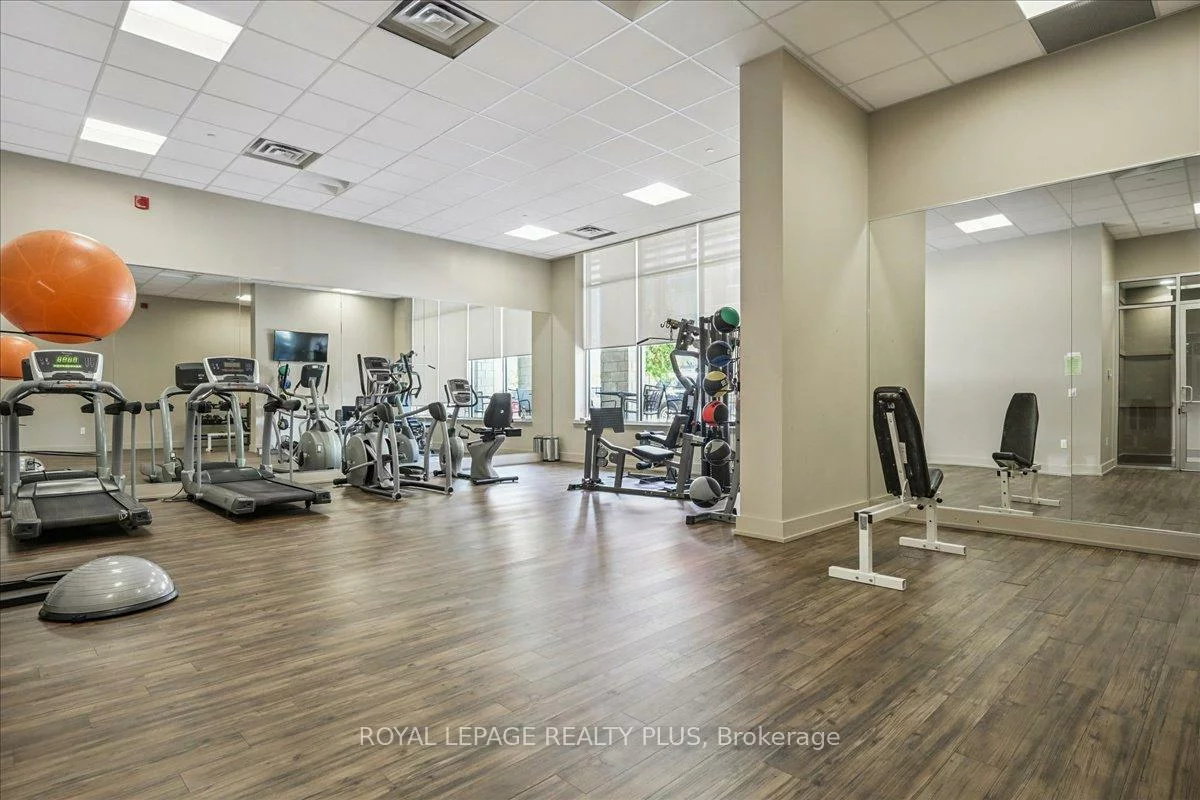 216, Oak Park, 1015 - RO River Oaks, Oakville