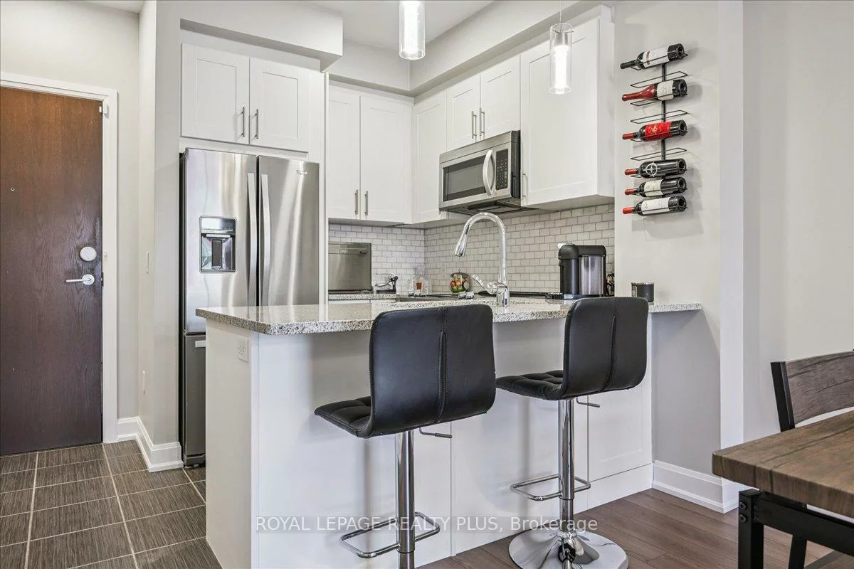 216, Oak Park, 1015 - RO River Oaks, Oakville