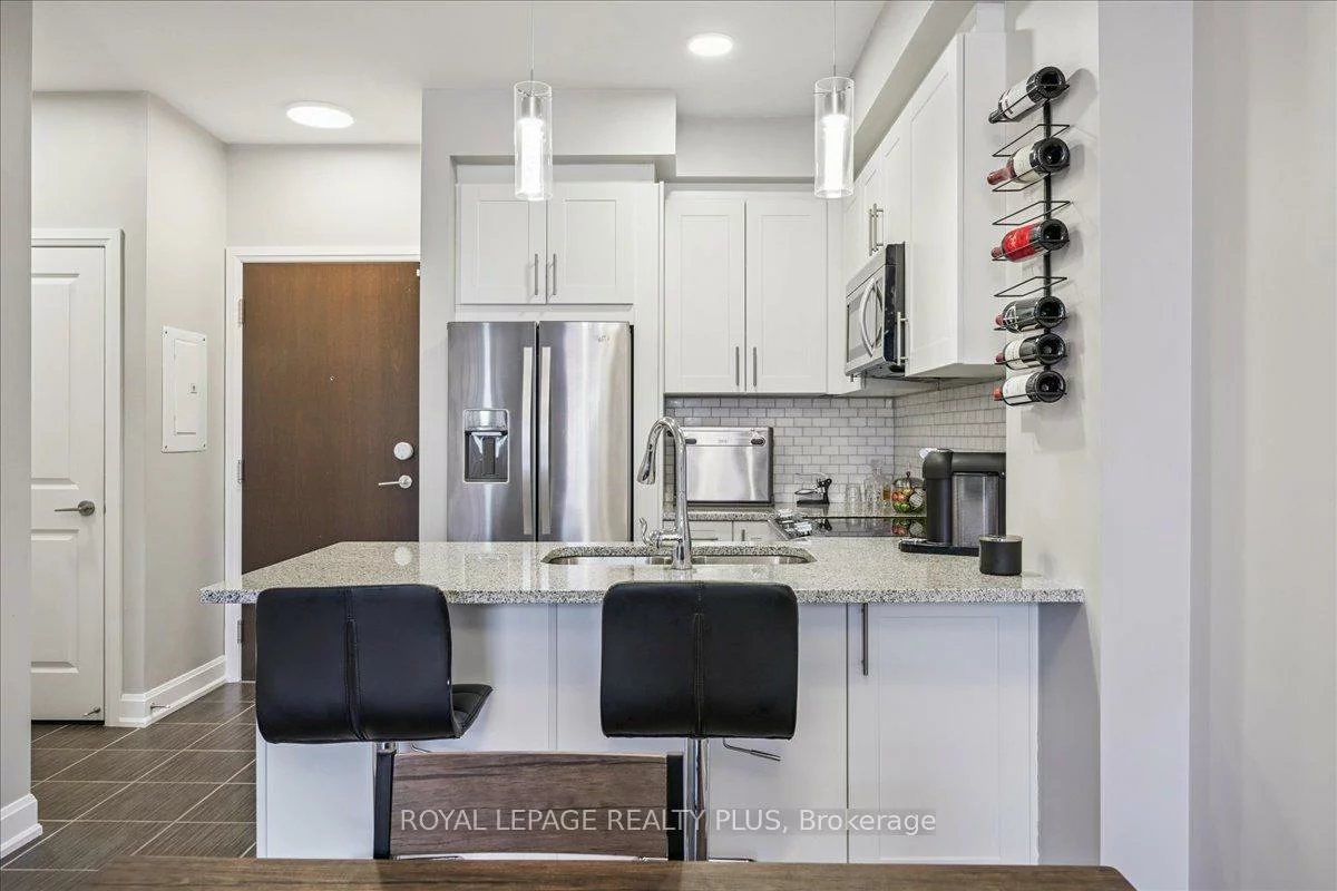 216, Oak Park, 1015 - RO River Oaks, Oakville