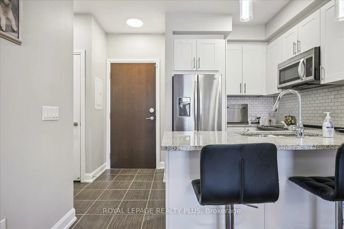 216, Oak Park, 1015 - RO River Oaks, Oakville